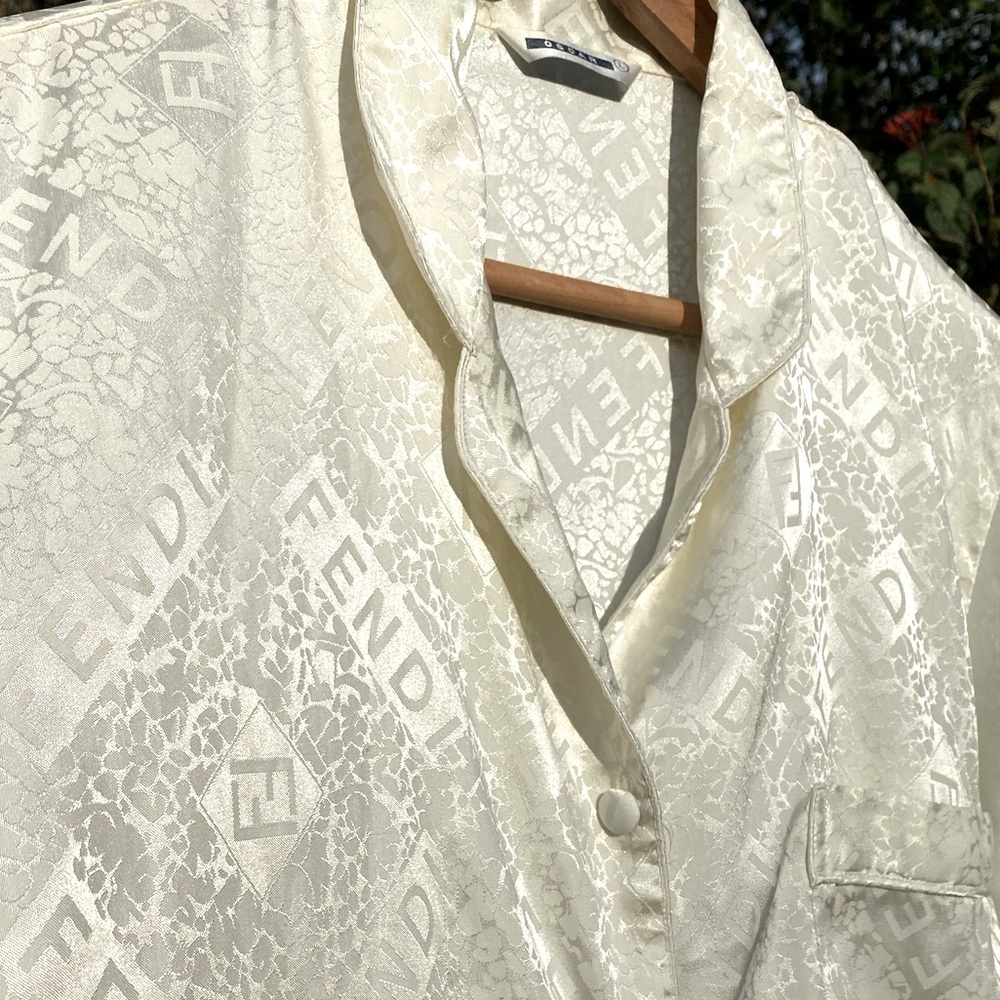 Vintage FENDI (100% silk)